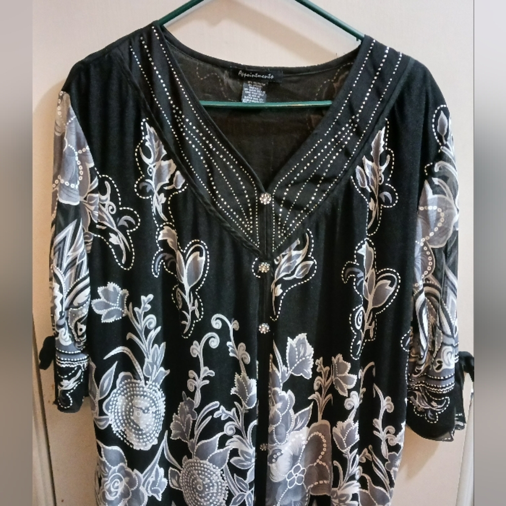 Appointments 3X black and white blouse